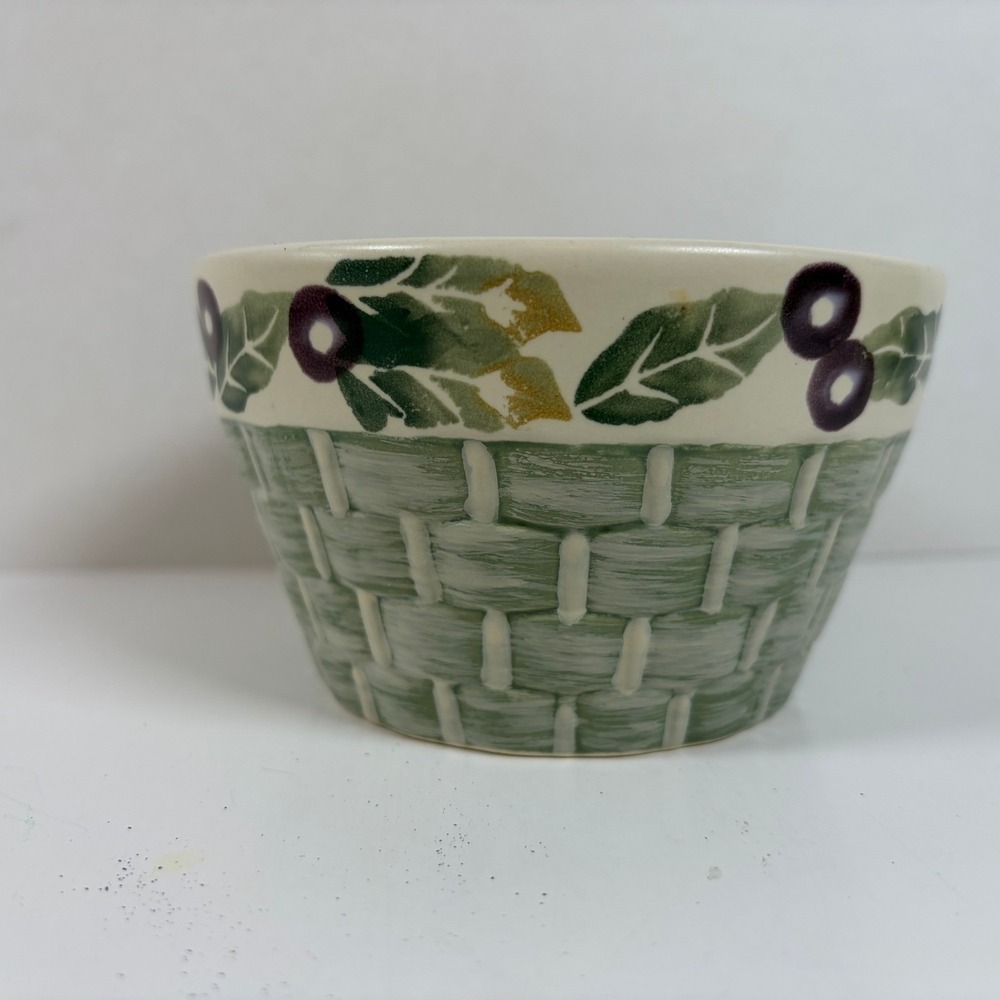 Pfaltzgraff Jamberry Fruit Bowl Pat Farrell Green Cream Small Basketweave EUC